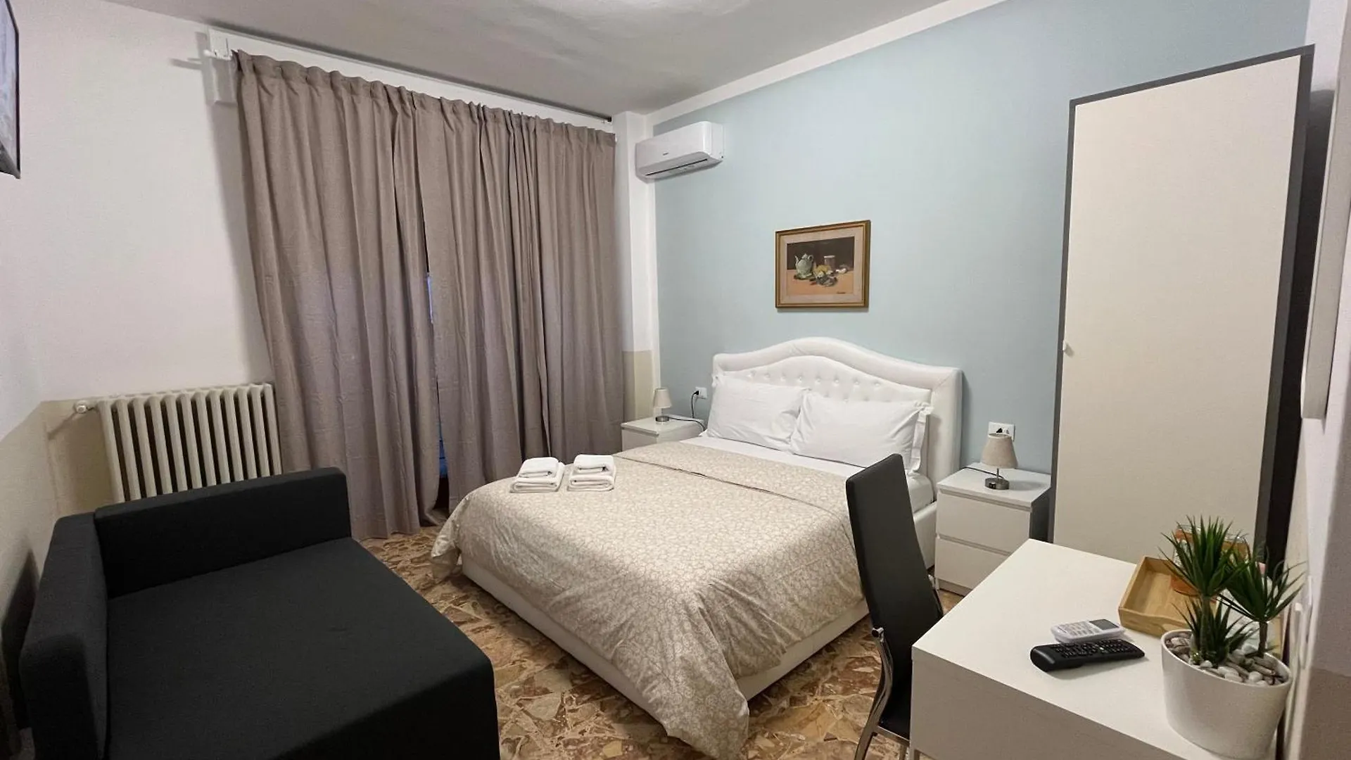 B&B Prime Sant'Agostino Pisa 0*,